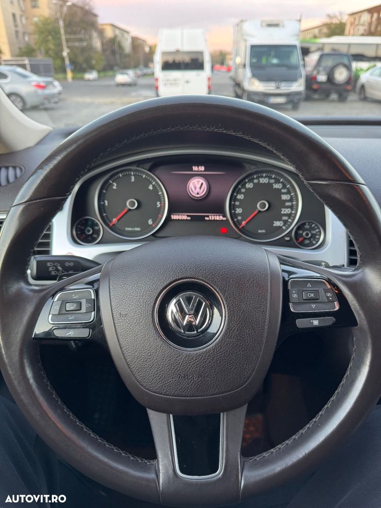 Volkswagen Touareg - 6