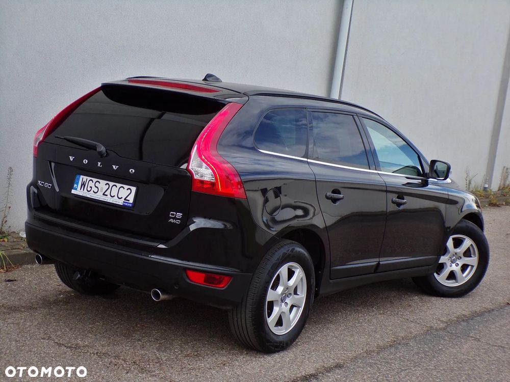 Volvo XC 60 D5 AWD Momentum - 14