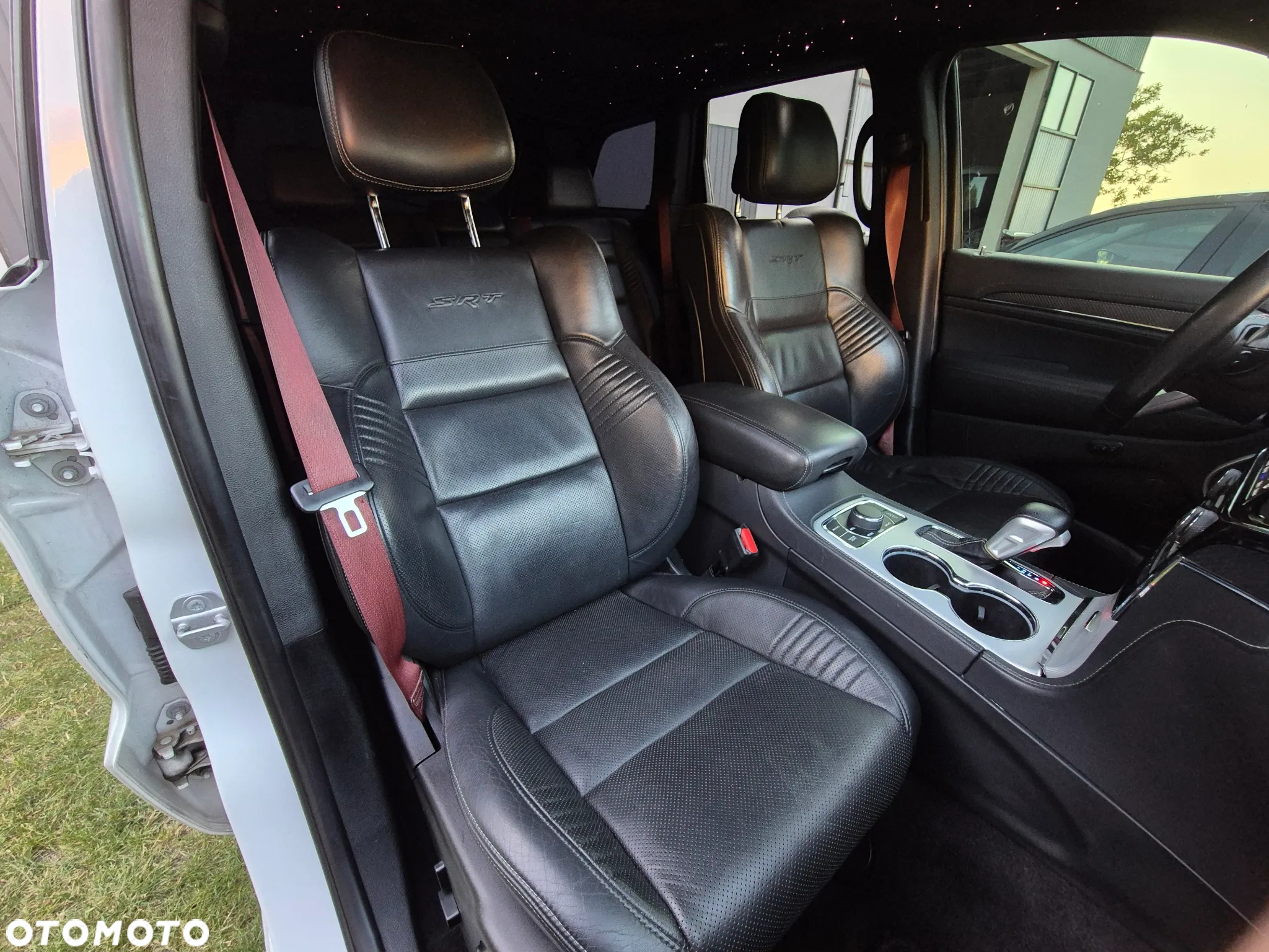 Jeep Grand Cherokee 6.4 V8 SRT8 - 8