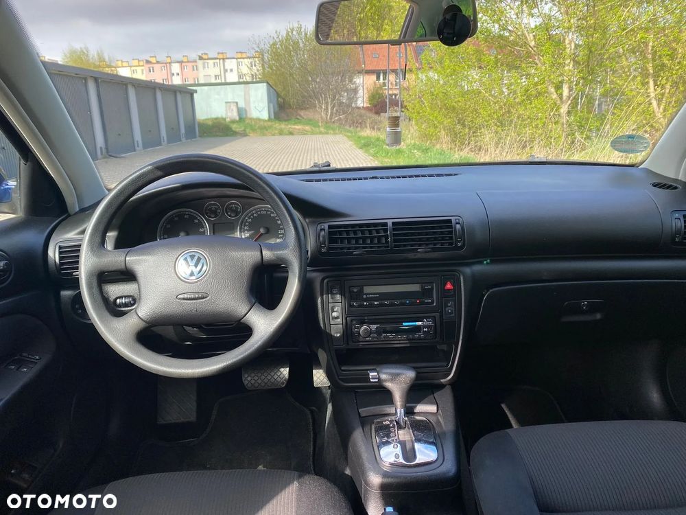 Volkswagen Passat - 23