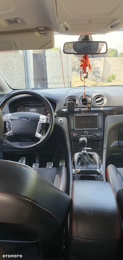 Ford S-Max - 25