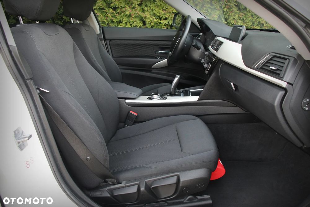BMW 3GT 318d Advantage - 13