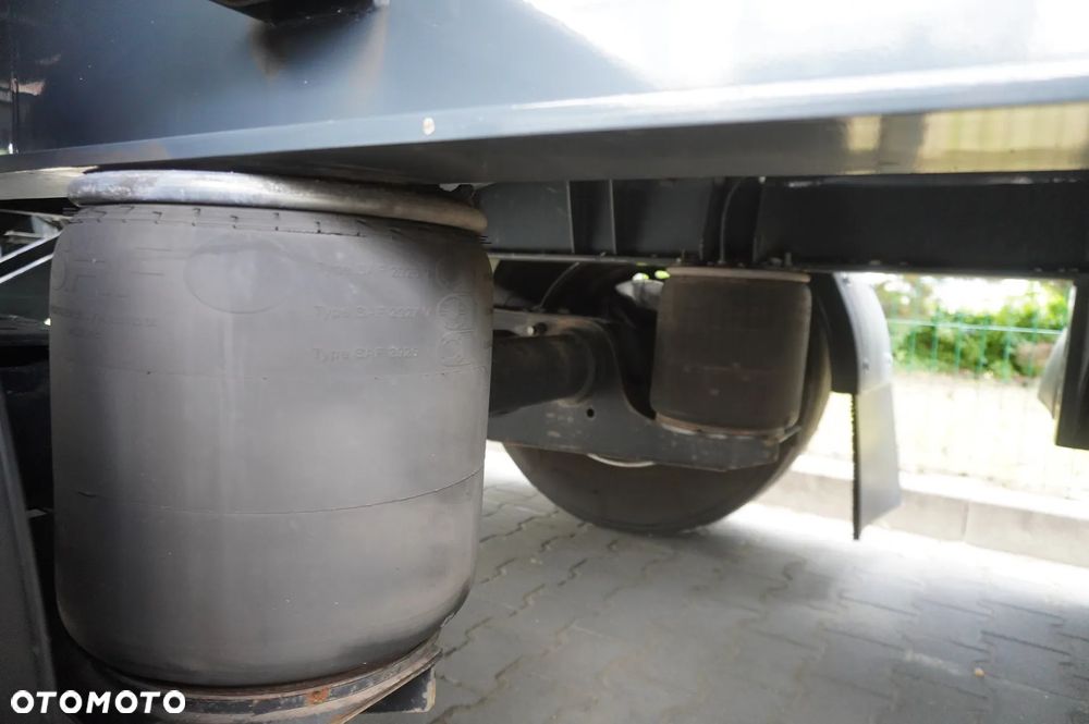 Fruehauf Przyczepa kontenerowa przejazdowa 18 EPAL / 2021 / osie SAF - 11