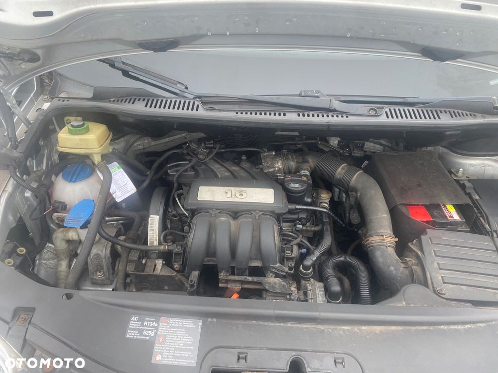 Volkswagen Caddy 1.6 Life (7-Si.) - 16