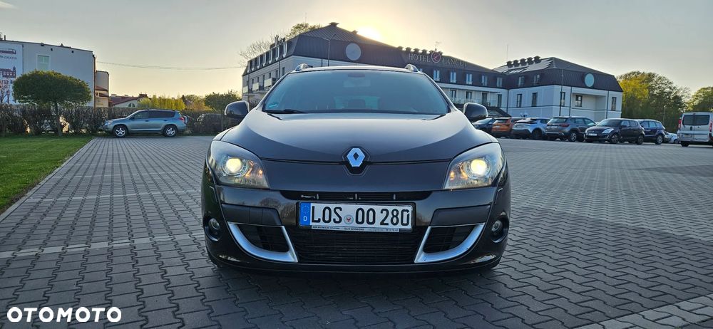Renault Megane TCe 180 Dynamique - 6