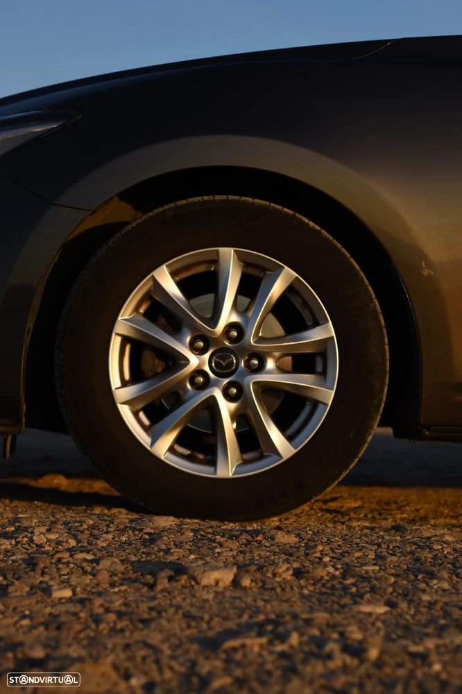 Mazda 3 Hatchback 1.5 Sky-G Evolve Navi - 10