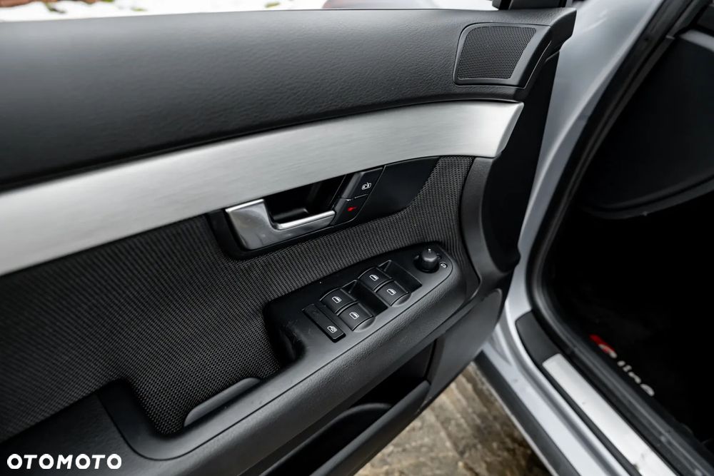 Audi A4 Avant 1.8T - 19