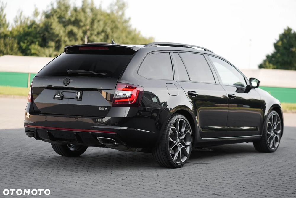 Skoda Octavia 2.0 TSI RS Challenge 245 DSG - 10