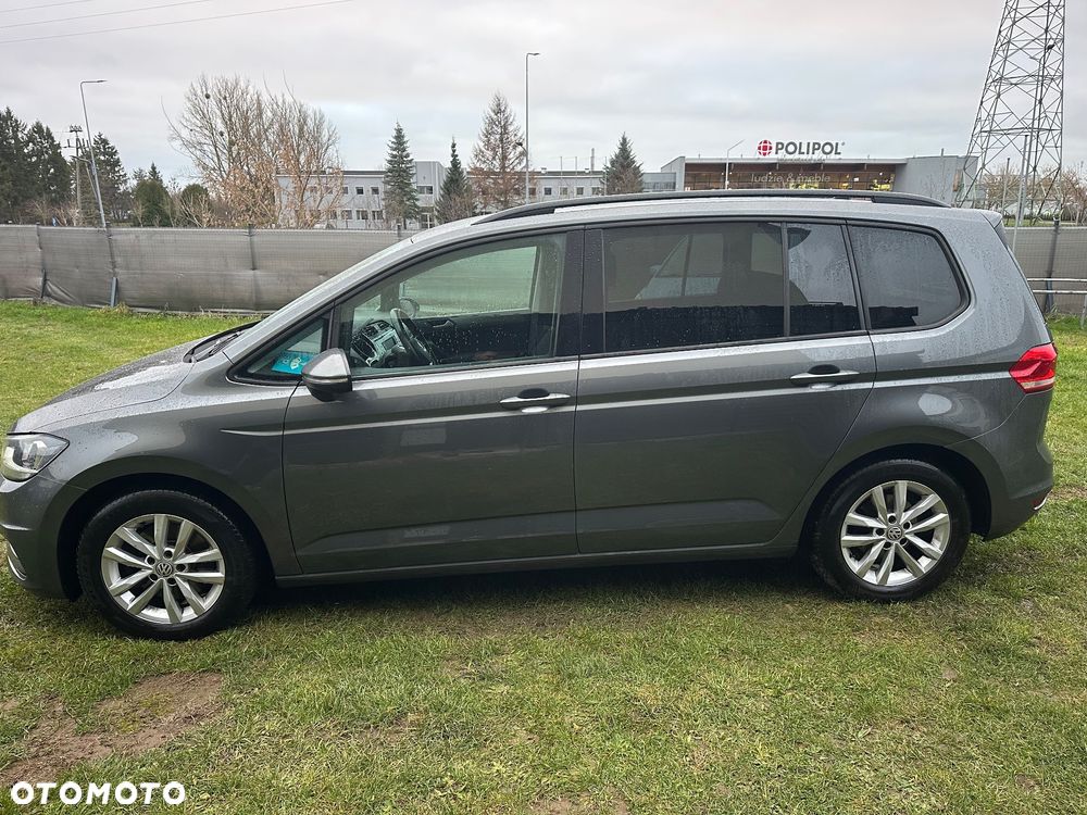 Volkswagen Touran 2.0 TDI SCR (BlueMotion Technology) DSG Comfortline - 4
