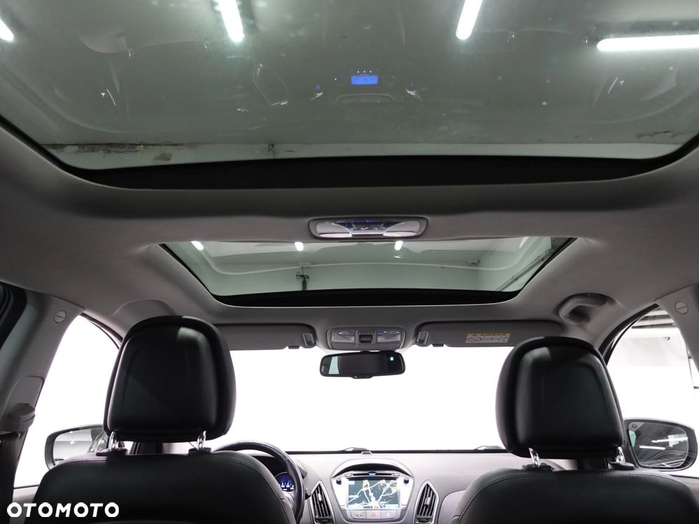 Hyundai ix35 2.0 CRDi 4WD Automatik Premium - 26