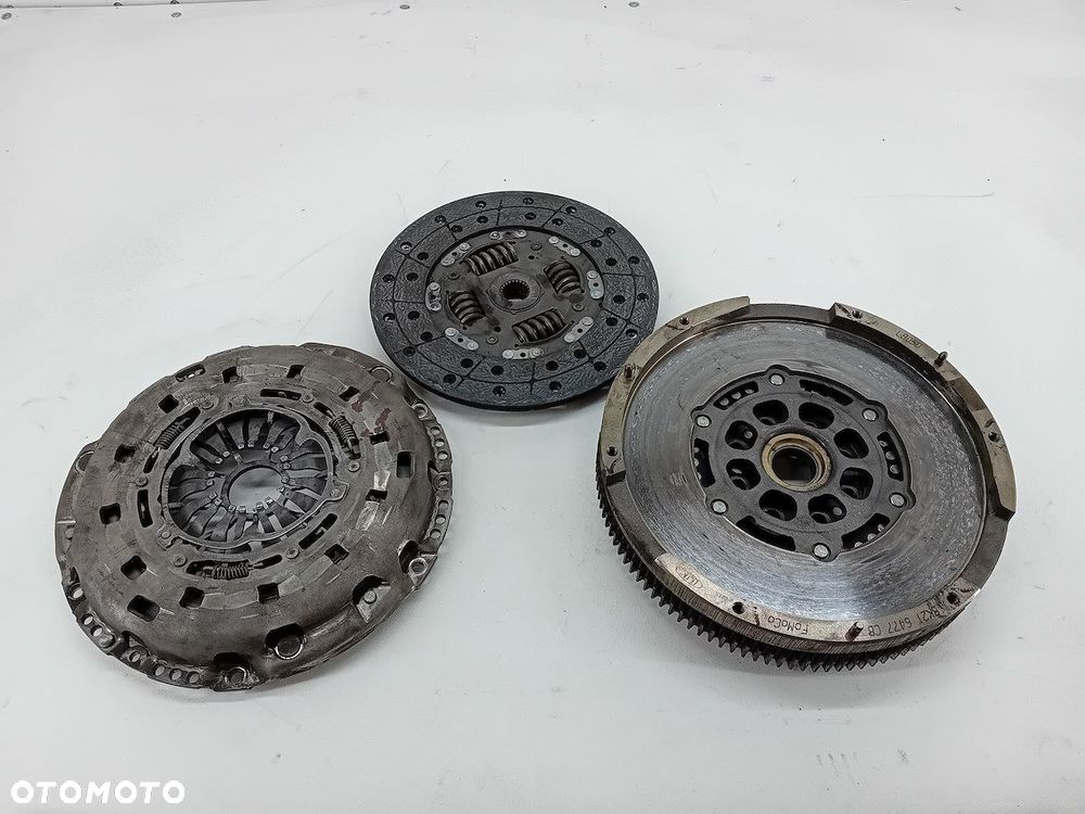 KOŁO DWUMASOWE KOMPLETNE FORD TRANSIT VI BK216477CB  BK21-755-BC 2.2 TDCI - 1
