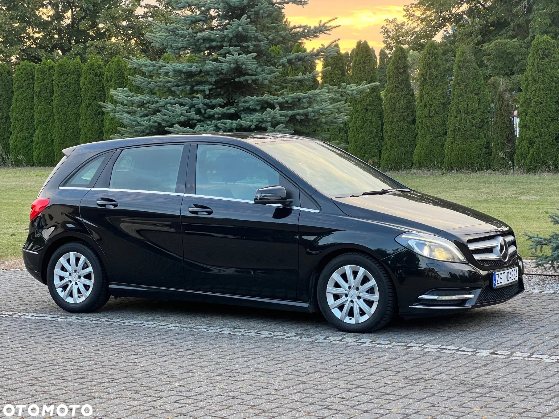 Mercedes-Benz Klasa B 200 CDI (BlueEFFICIENCY) 7G-DCT - 11