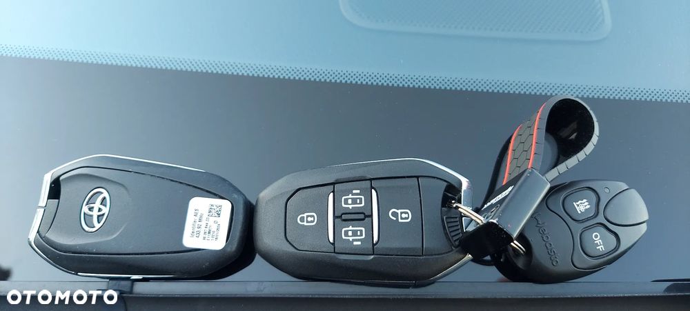 Toyota Proace Verso 2.0 D4-D Medium VIP - 40