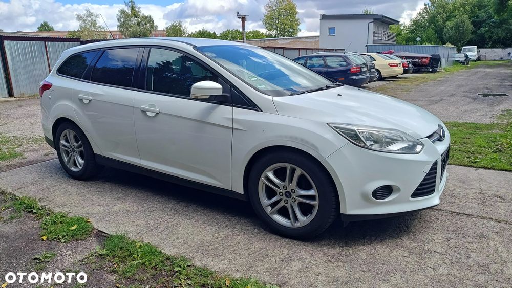 Ford Focus 1.6 TDCi DPF Ambiente - 7
