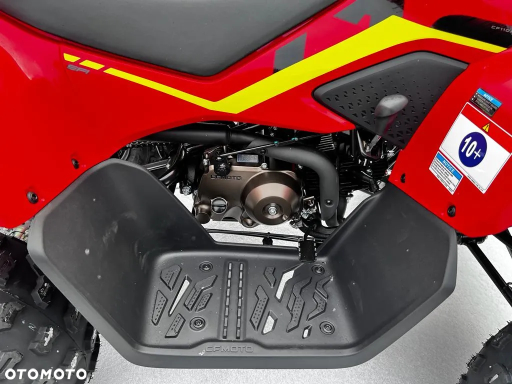 CFMoto CForce - 16