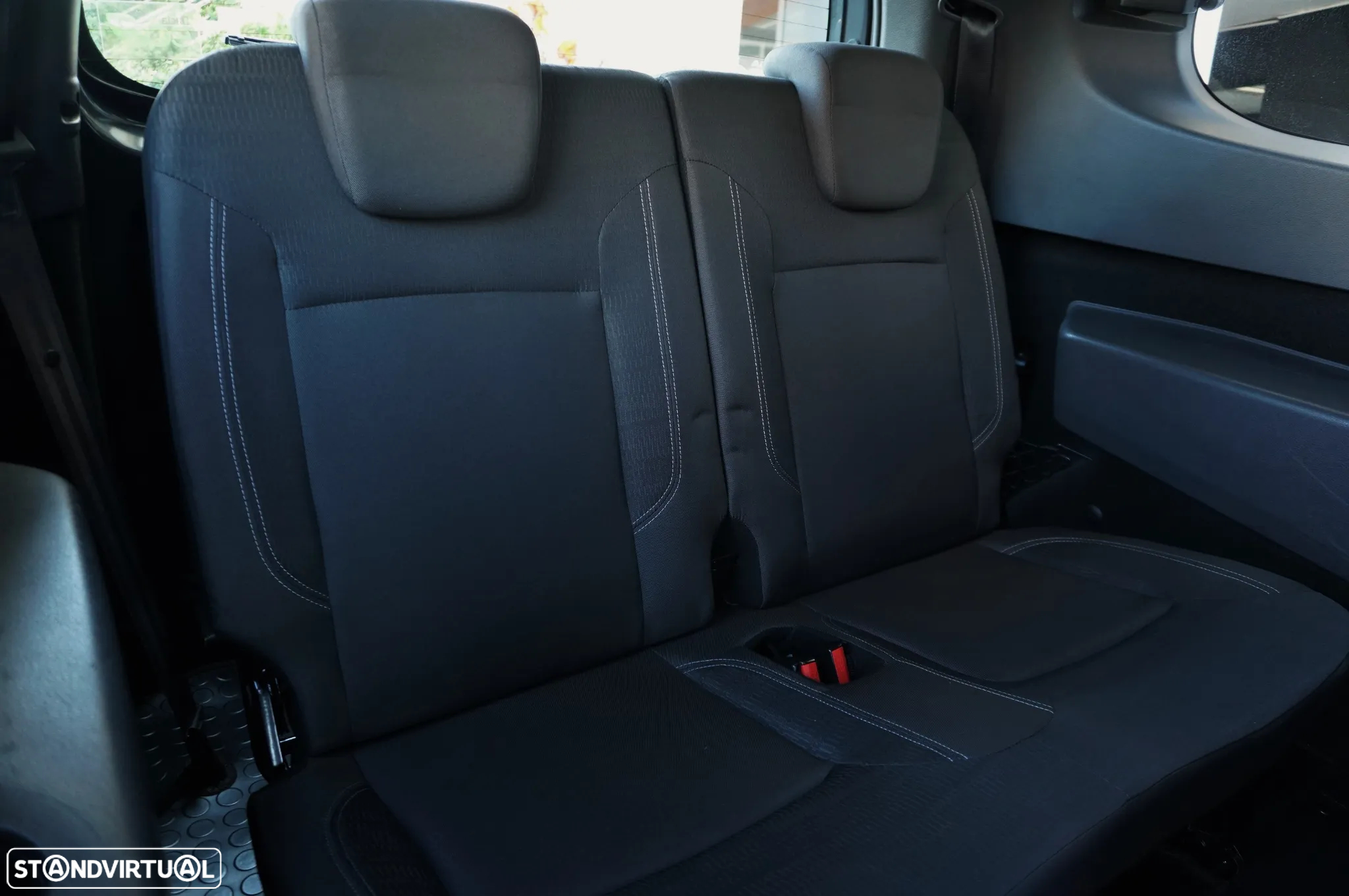 Dacia Lodgy 1.5 dCi Prestige 7L - 19