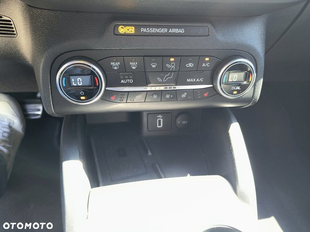 Ford Focus 1.0 EcoBoost ST-Line ASS PowerShift - 32