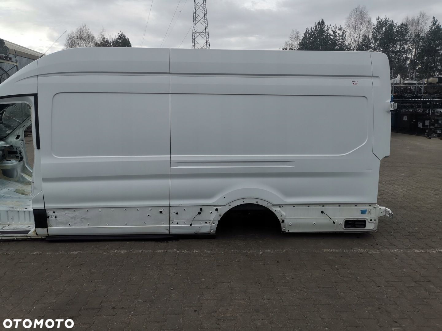 Bok Błotnik Poszycie Lewy Ford Transit MK8 L4H3 MAX - 1