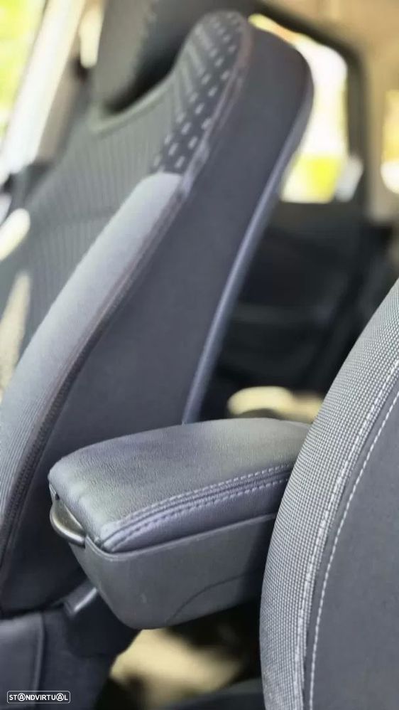 Renault Captur 1.5 dCi Exclusive - 12