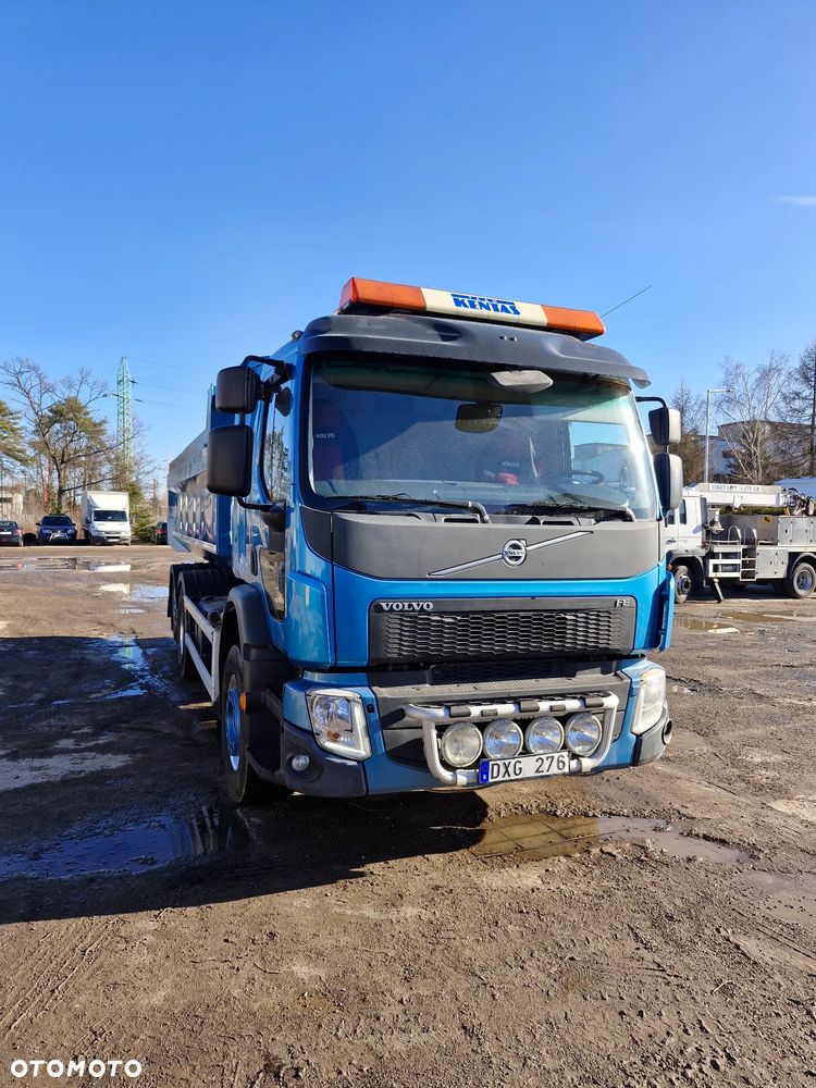 Volvo FE 6x2 - 1