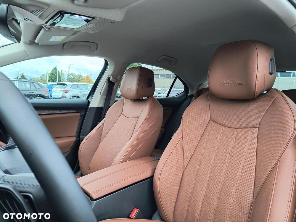 Skoda Superb 2.0 TDI SCR 4x4 L&K DSG - 11