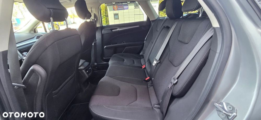 Ford Mondeo 2.0 TDCi STart-Stopp Titanium - 31