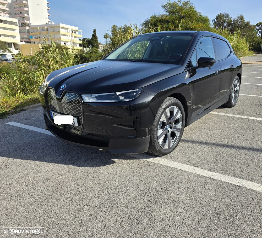 BMW iX xDrive 40 - 2
