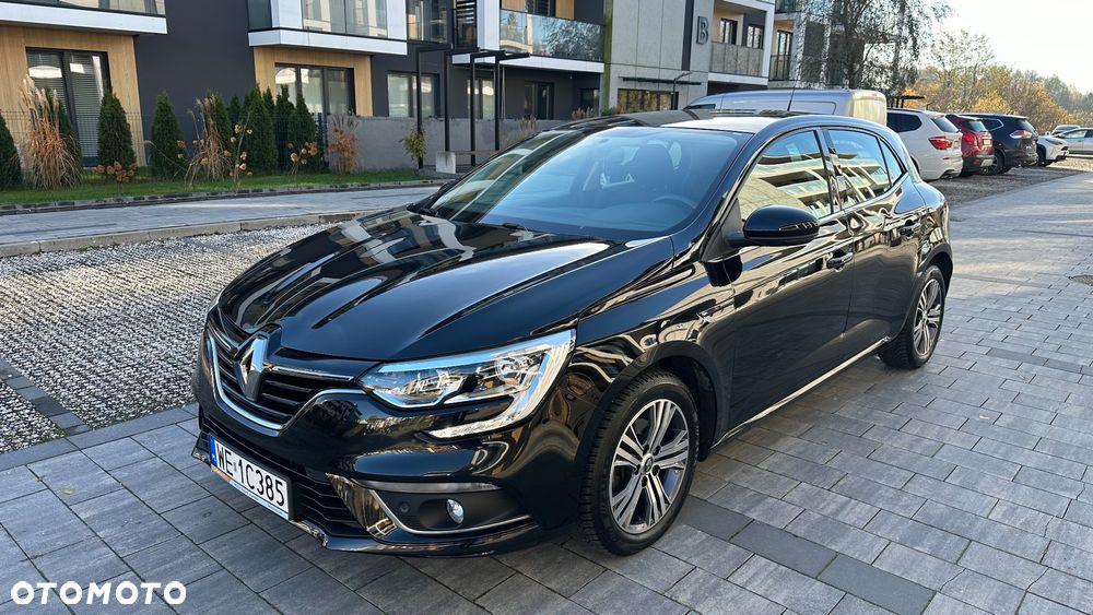 Renault Megane IV 16-20 - 1