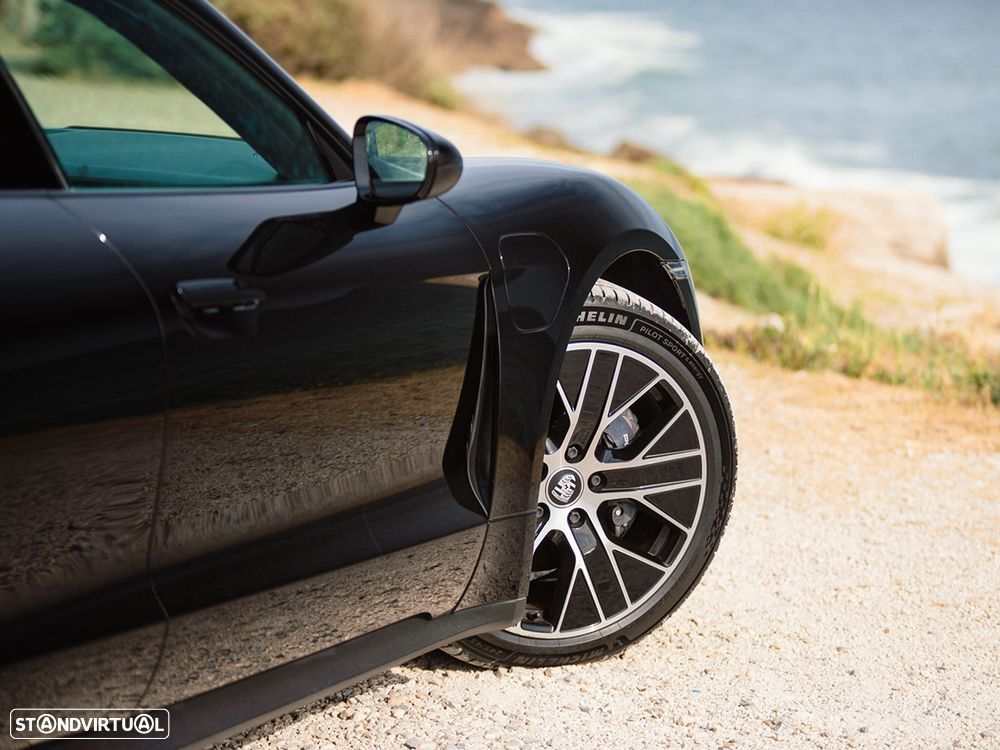 Porsche Taycan Bateria Performance Plus - 14