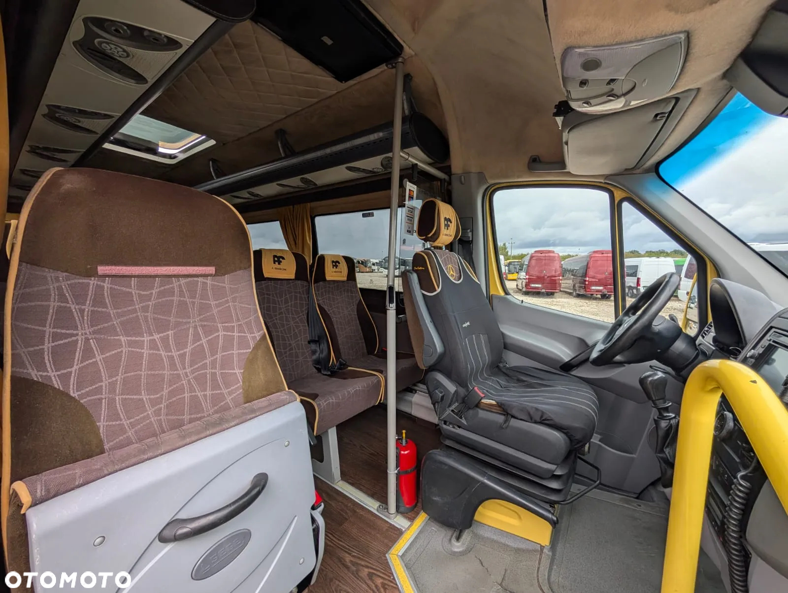 Mercedes-Benz Sprinter 519 - 14