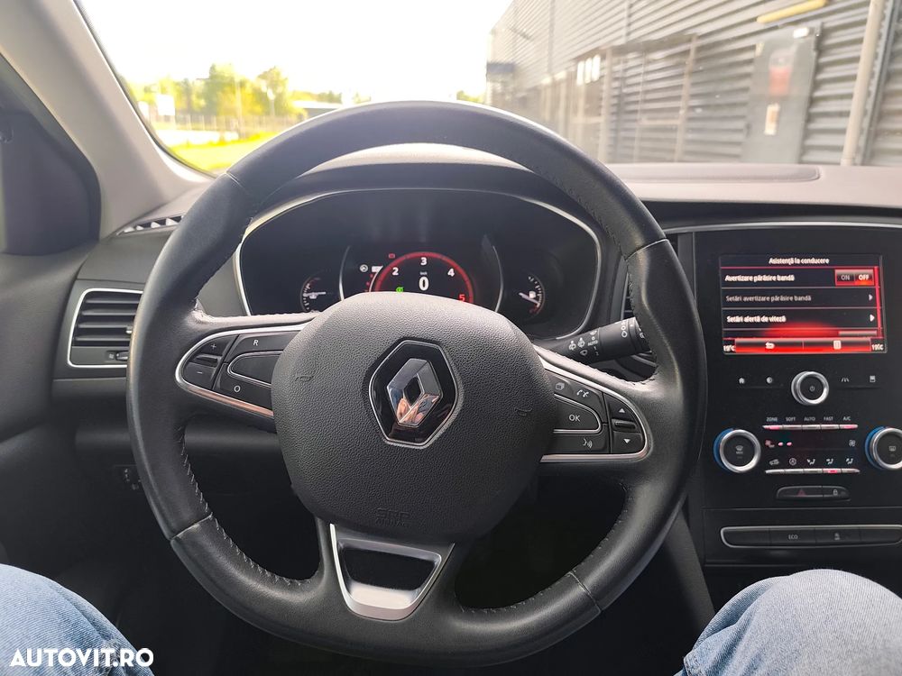 Renault Megane ENERGY dCi 110 EDC LIMITED - 16
