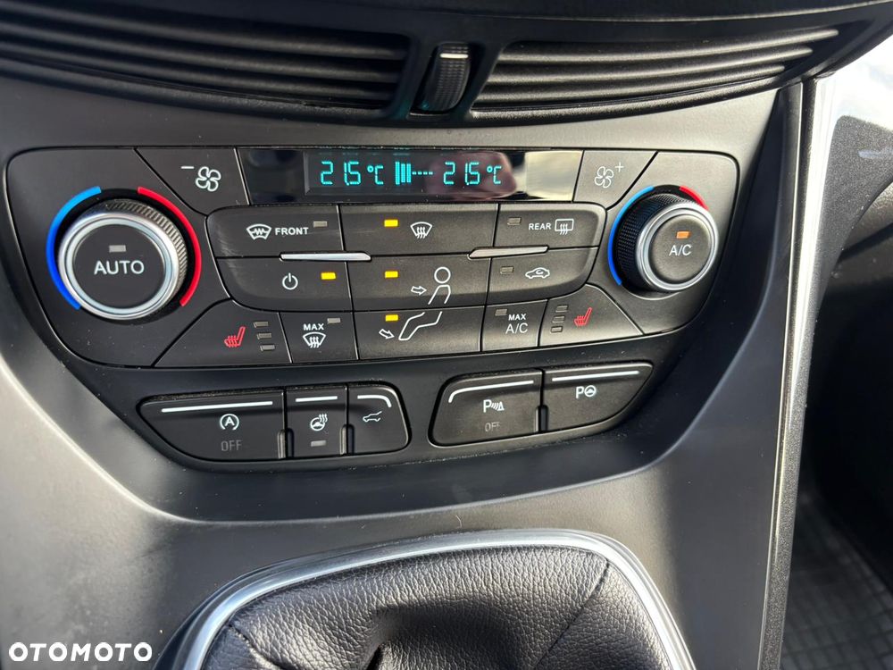 Ford Kuga - 19