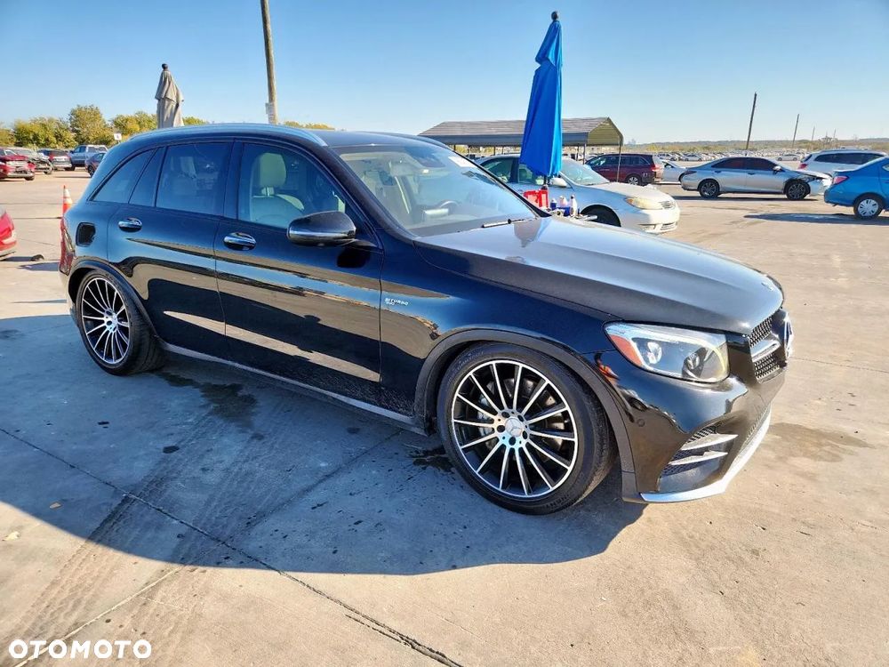 Mercedes-Benz GLC AMG 43 4-Matic - 3