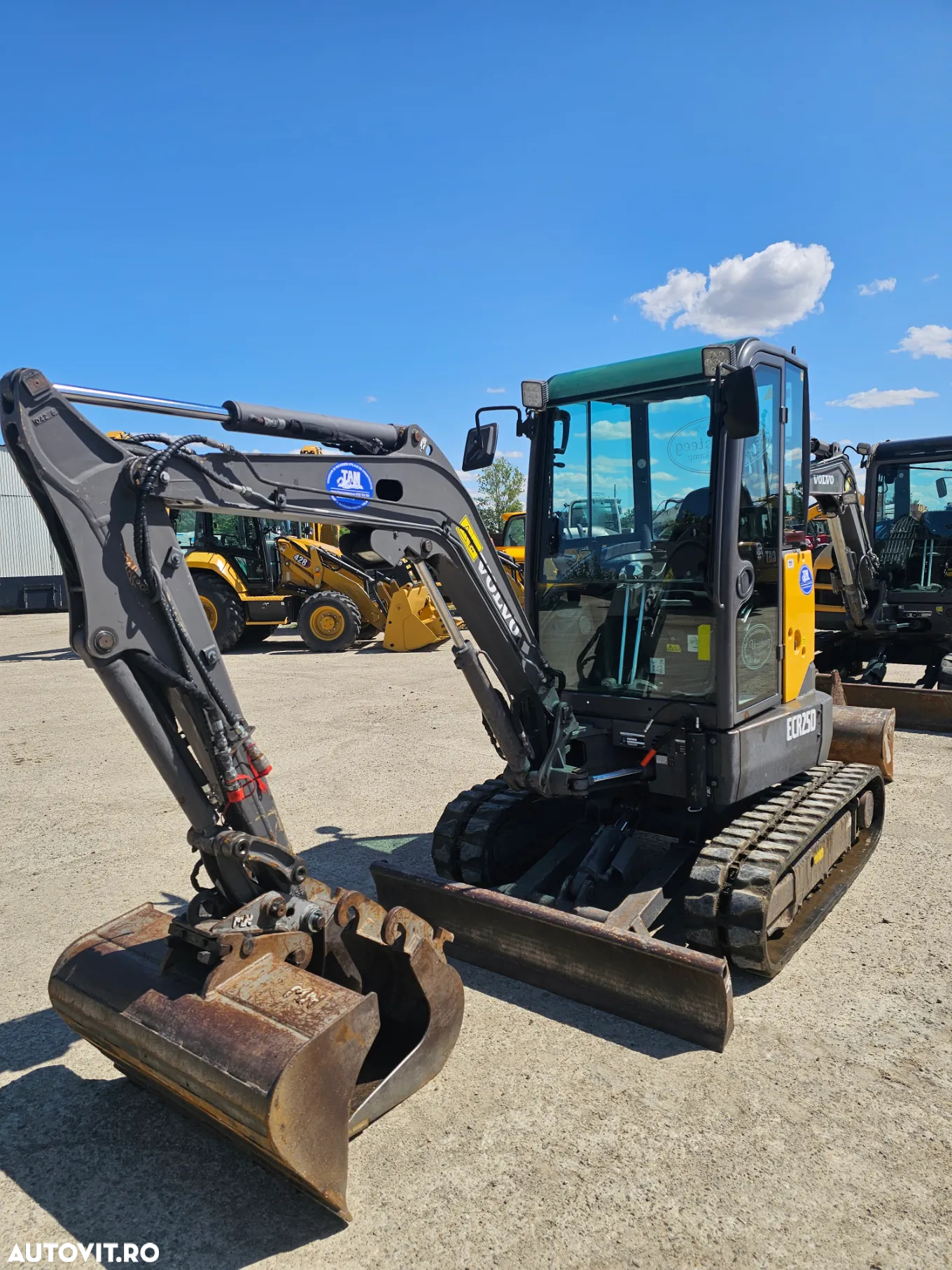 Volvo ECR25D miniexcavator compact 2.5t - 9