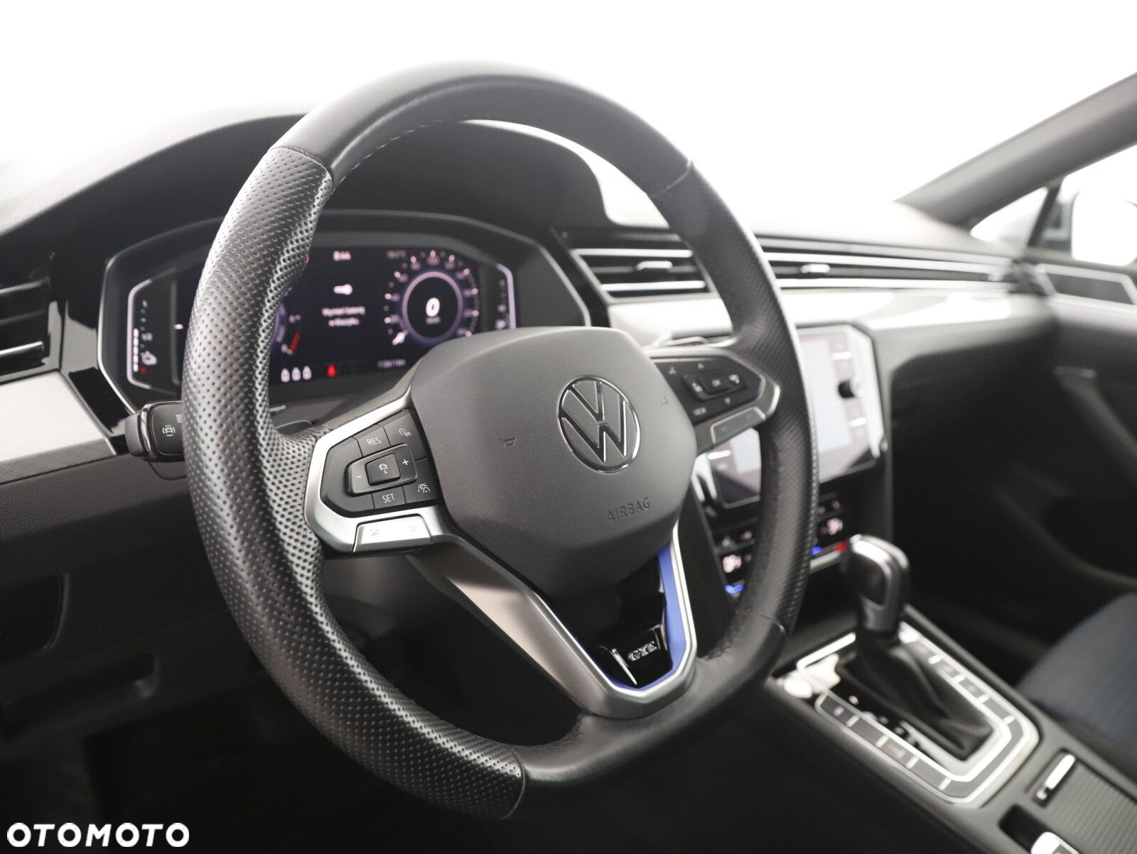 Volkswagen Passat 1.4 TSI Plug-In Hybrid GTE DSG - 13