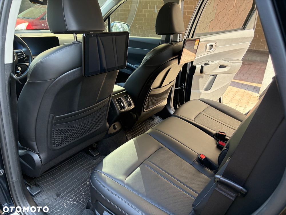Kia Sorento - 10
