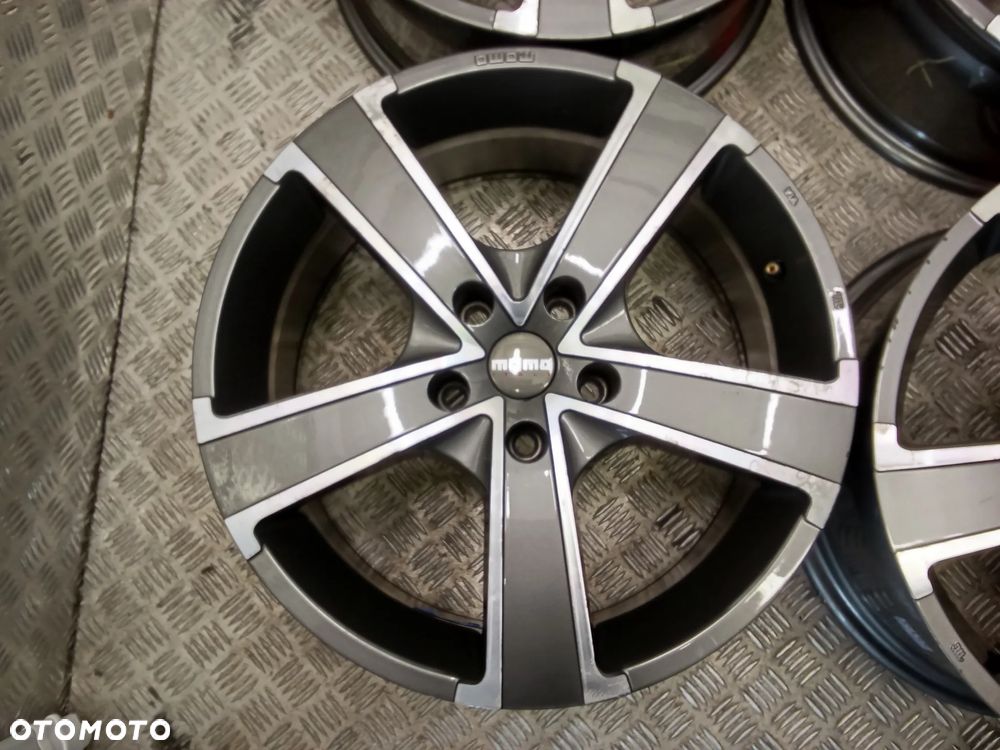 Felgi MOMO ITALY 8Jx18 et30 5x120  BMW INSIGNIA - 6