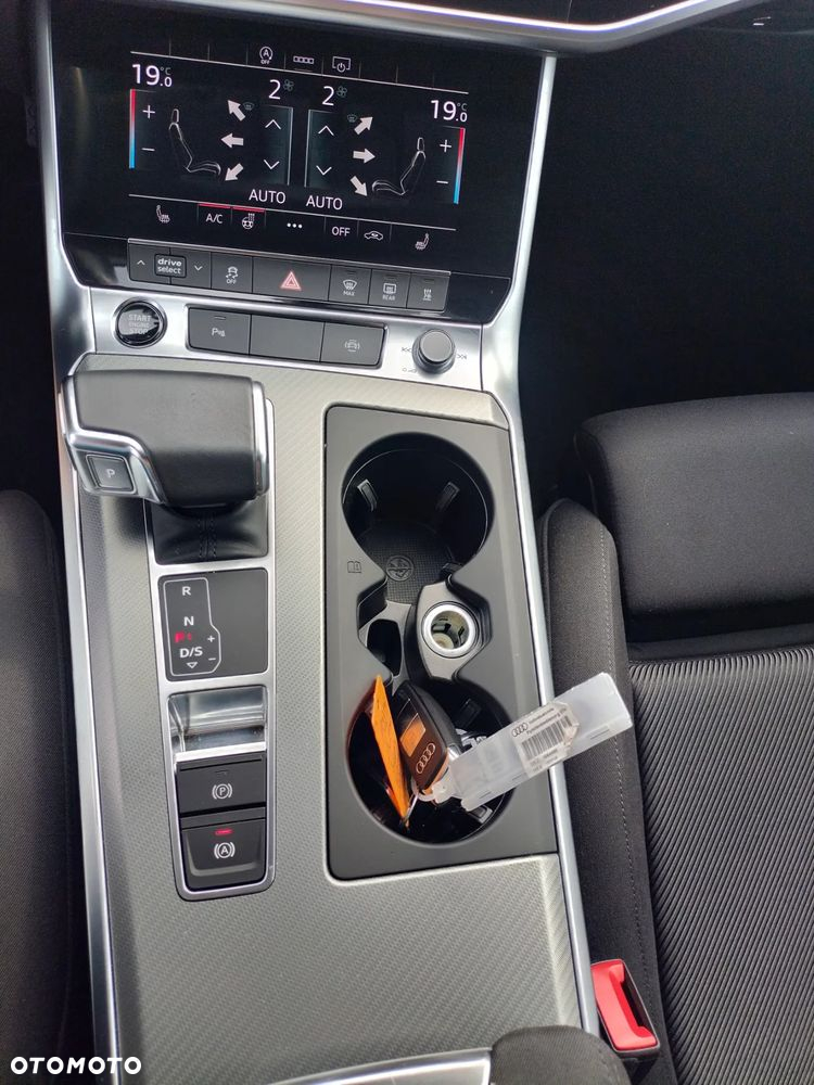 Audi A6 Avant 40 TDI quattro S tronic sport - 40