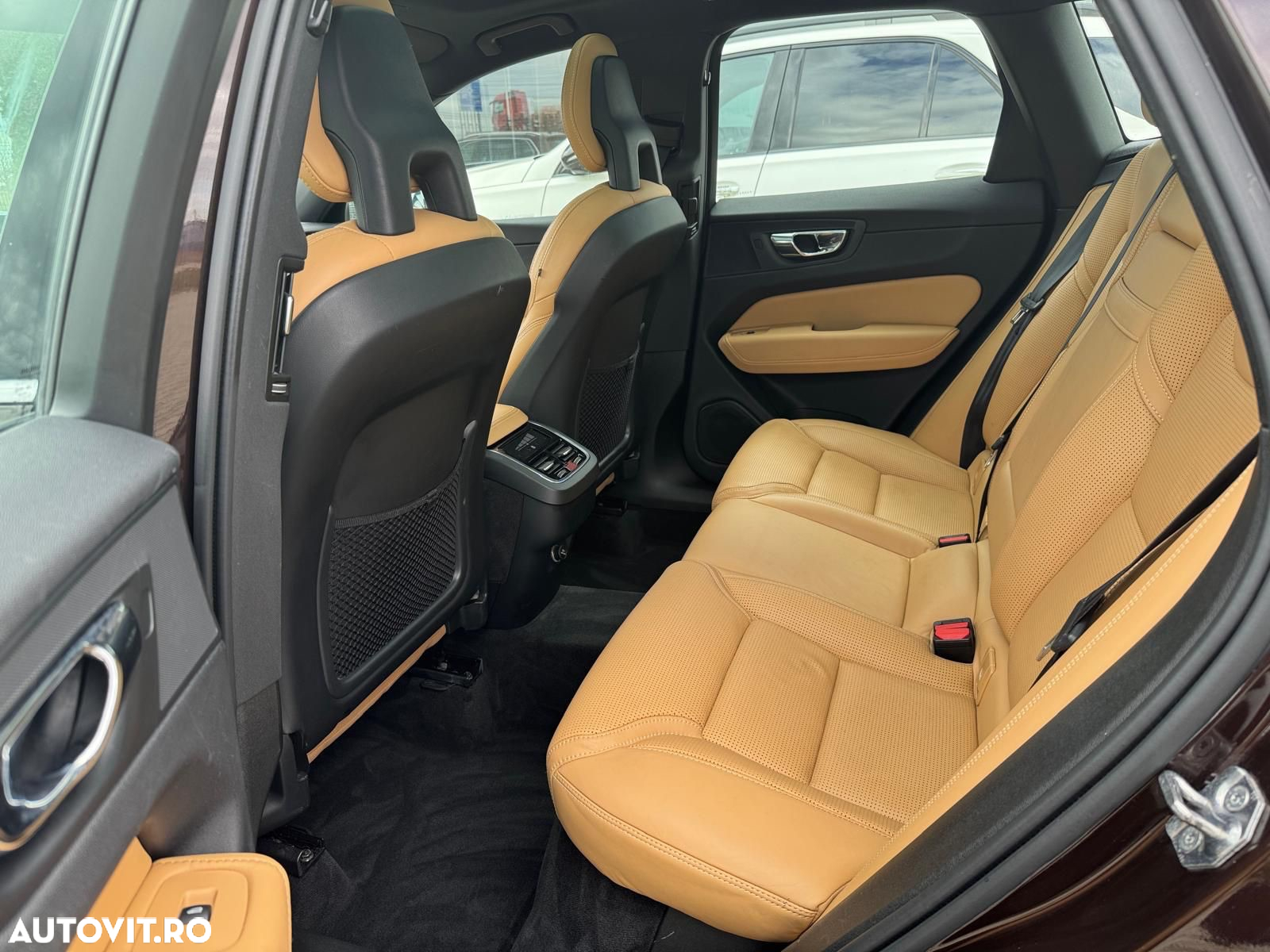 Volvo XC 60 D4 AWD Geartronic Inscription - 21