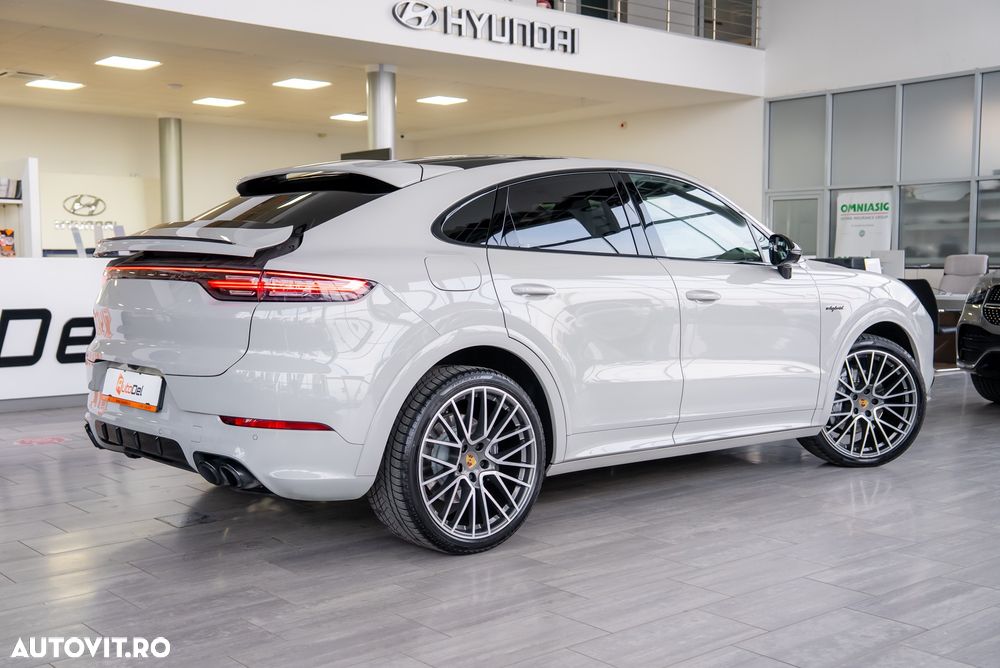 Porsche Cayenne Coupe E-Hybrid Tiptronic S - 17
