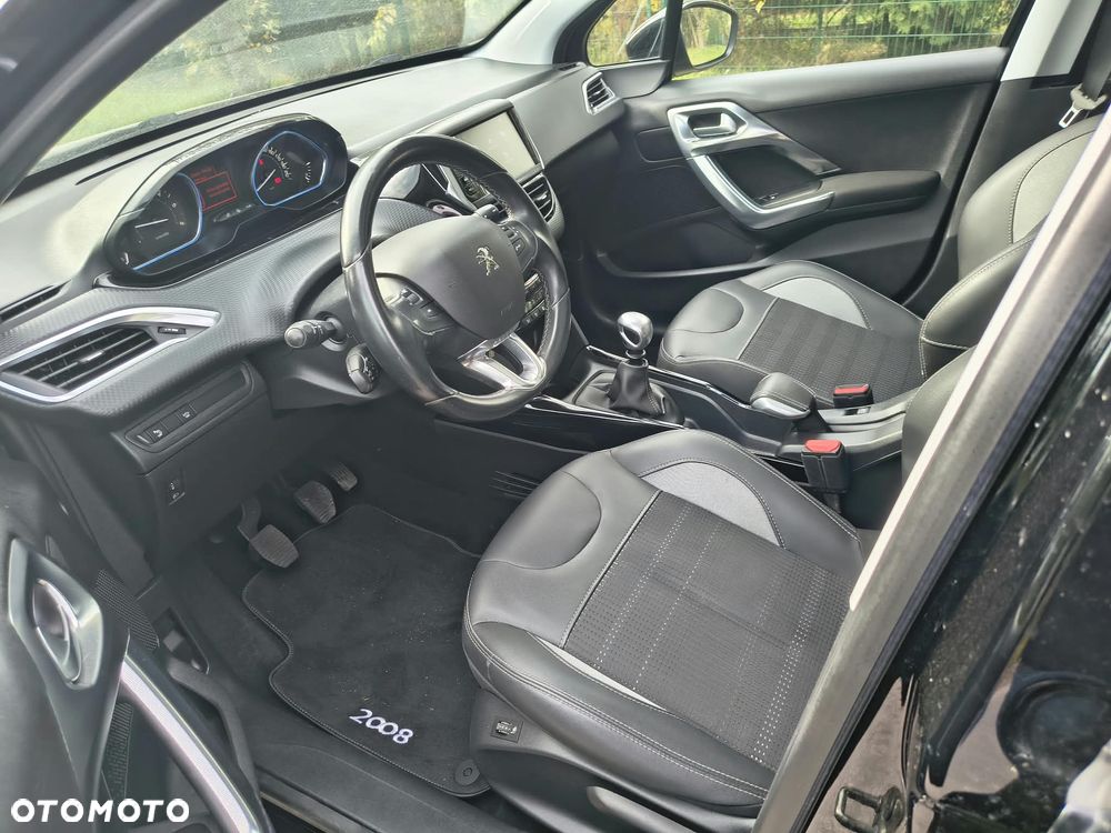 Peugeot 2008 BlueHDi 100 STOP & START Allure - 14