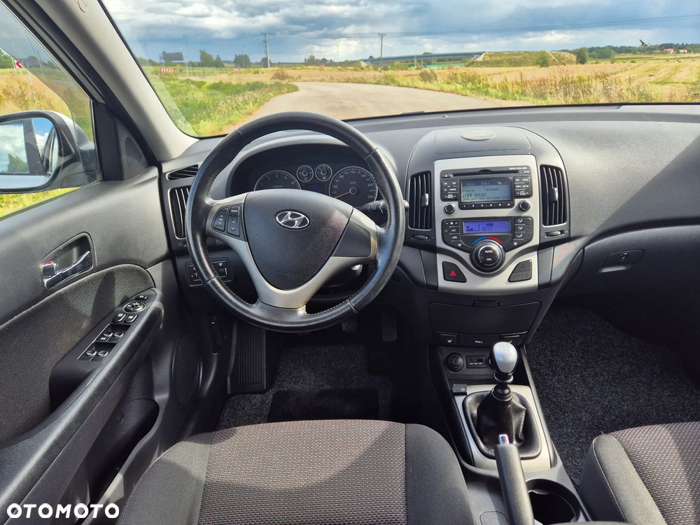 Hyundai i30 1.6 Comfort - 3