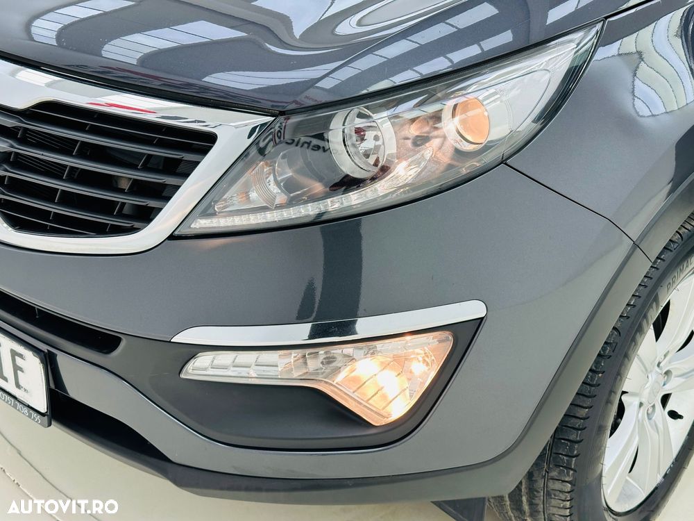 Kia Sportage 2.0 CRDI 4WD Dream-Team Edition - 22