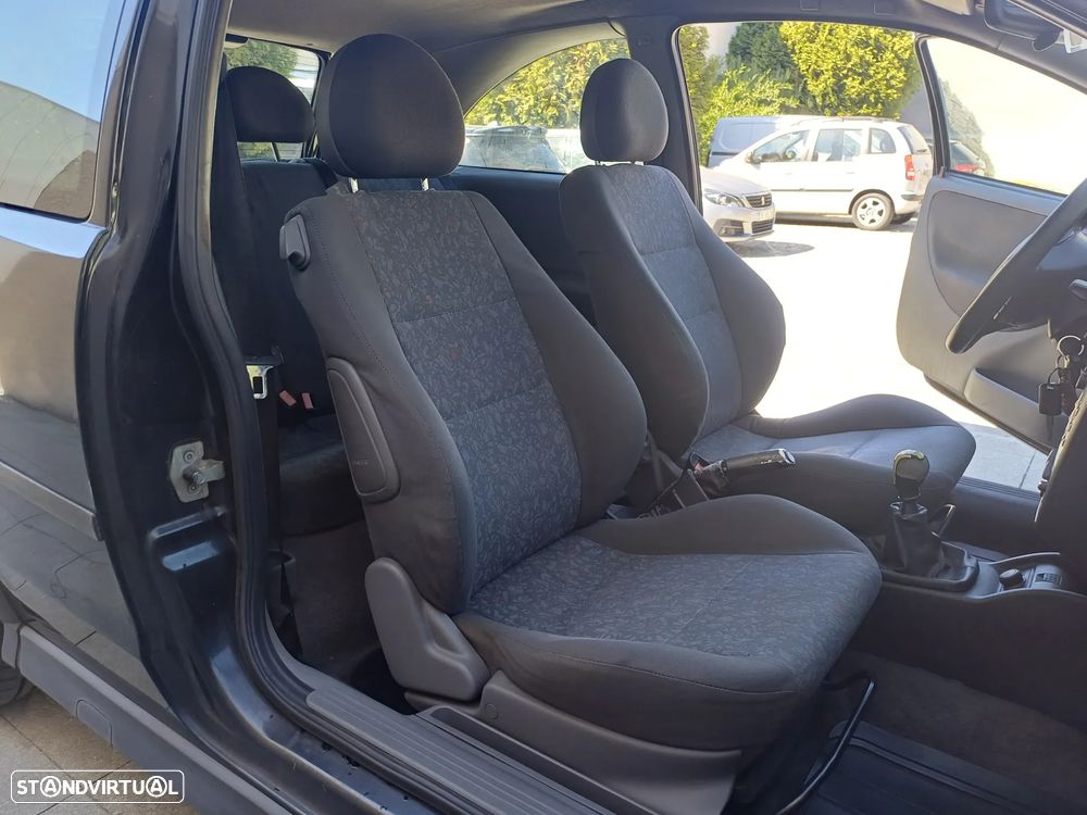 Opel Corsa 1.2 16V Confort - 28