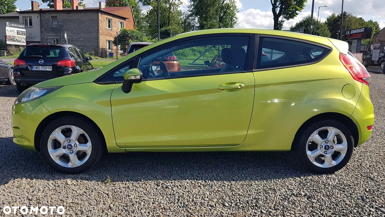 Ford Fiesta 1.25 Ambiente - 10