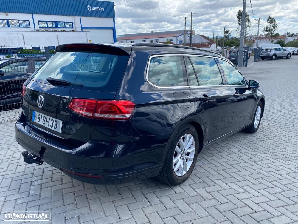 VW Passat Variant 1.6 TDI Confortline - 4