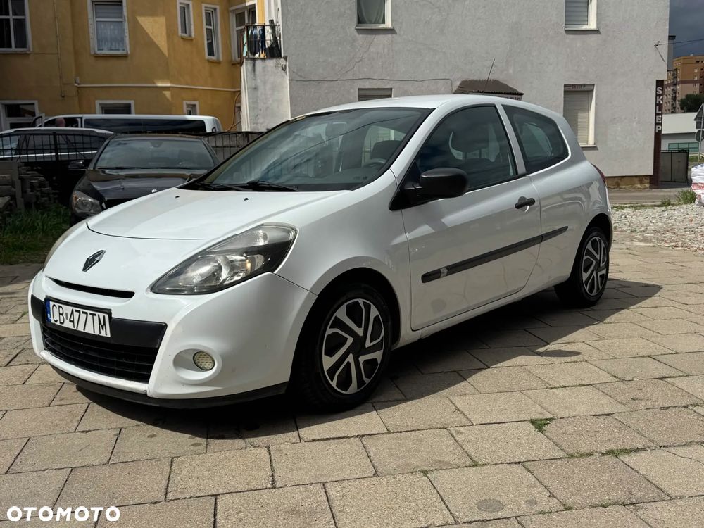 Renault Clio - 2