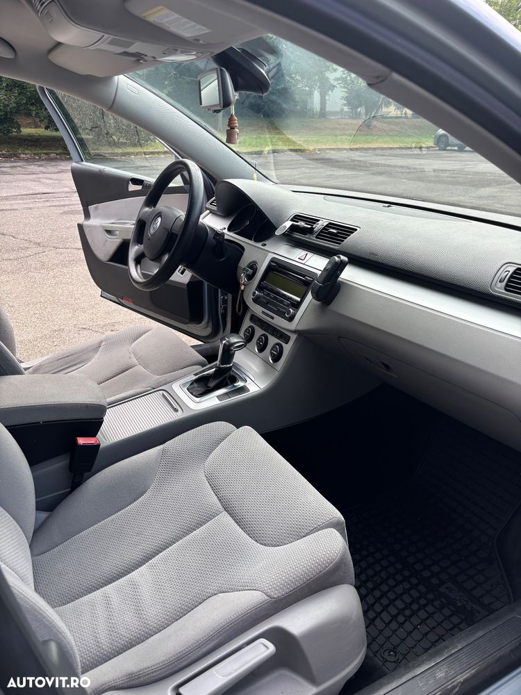 Volkswagen Passat - 8
