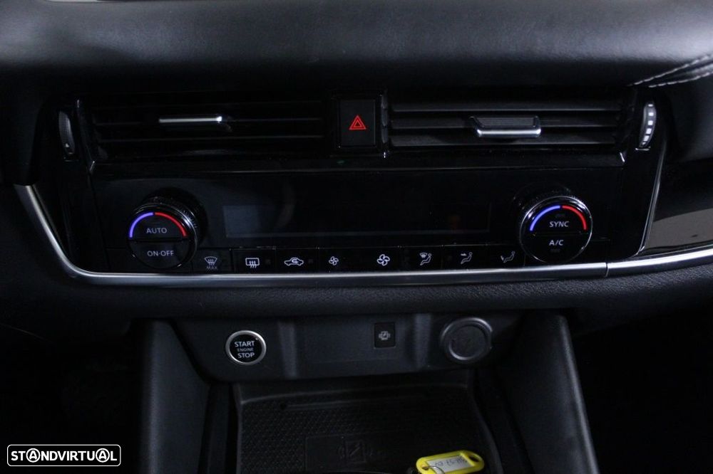 Nissan Qashqai 1.3 DIG-T N-Connecta LED Xtronic - 28