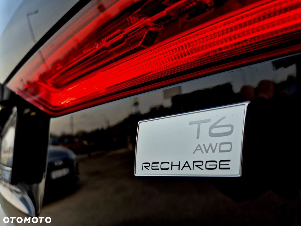 Volvo XC 60 T6 Plug-In Hybrid AWD Plus Dark - 35